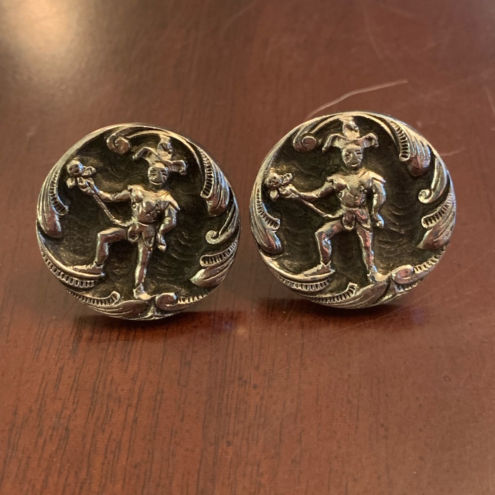 Jester cuff links.